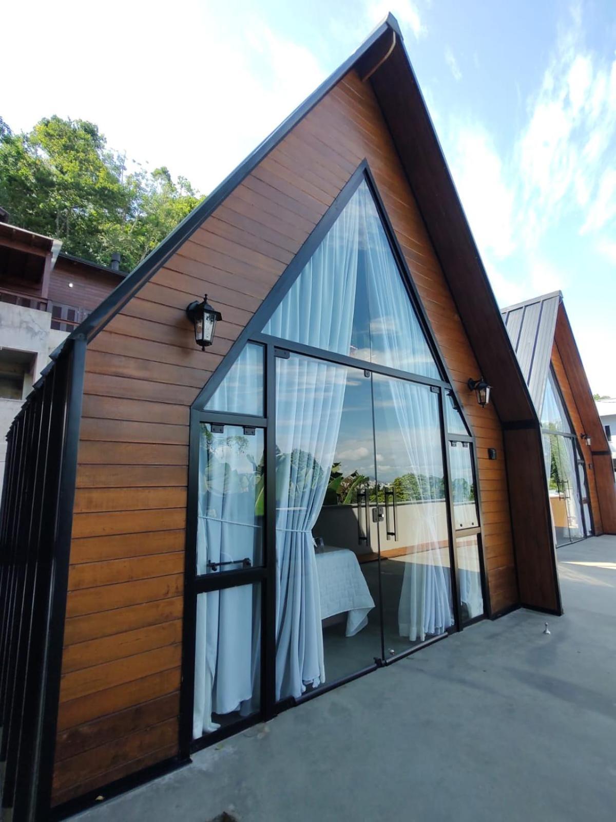 Da Trilha Lodge Penha (Santa Catarina)